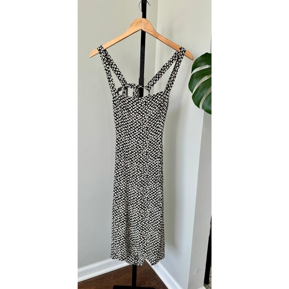 LPA Dresses & Skirts - LPA Revolve Brand Mini Black and White Floral Dress